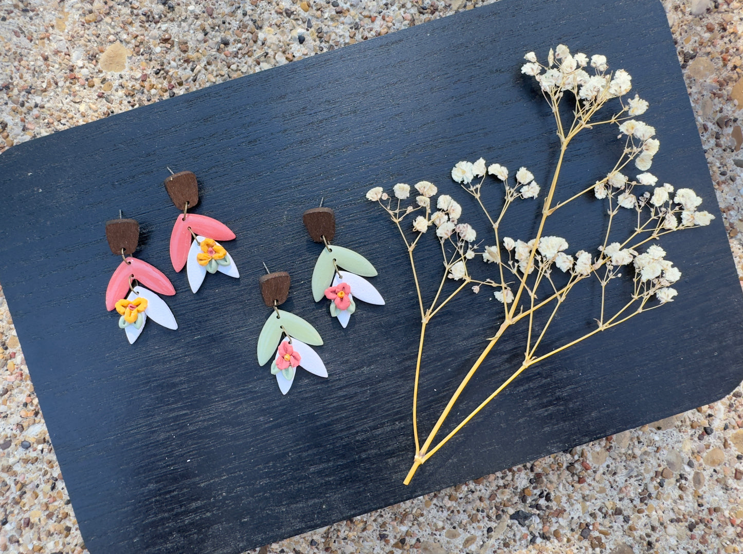 Boho dangle earring. Pink and grey, with gold glitter and flower.