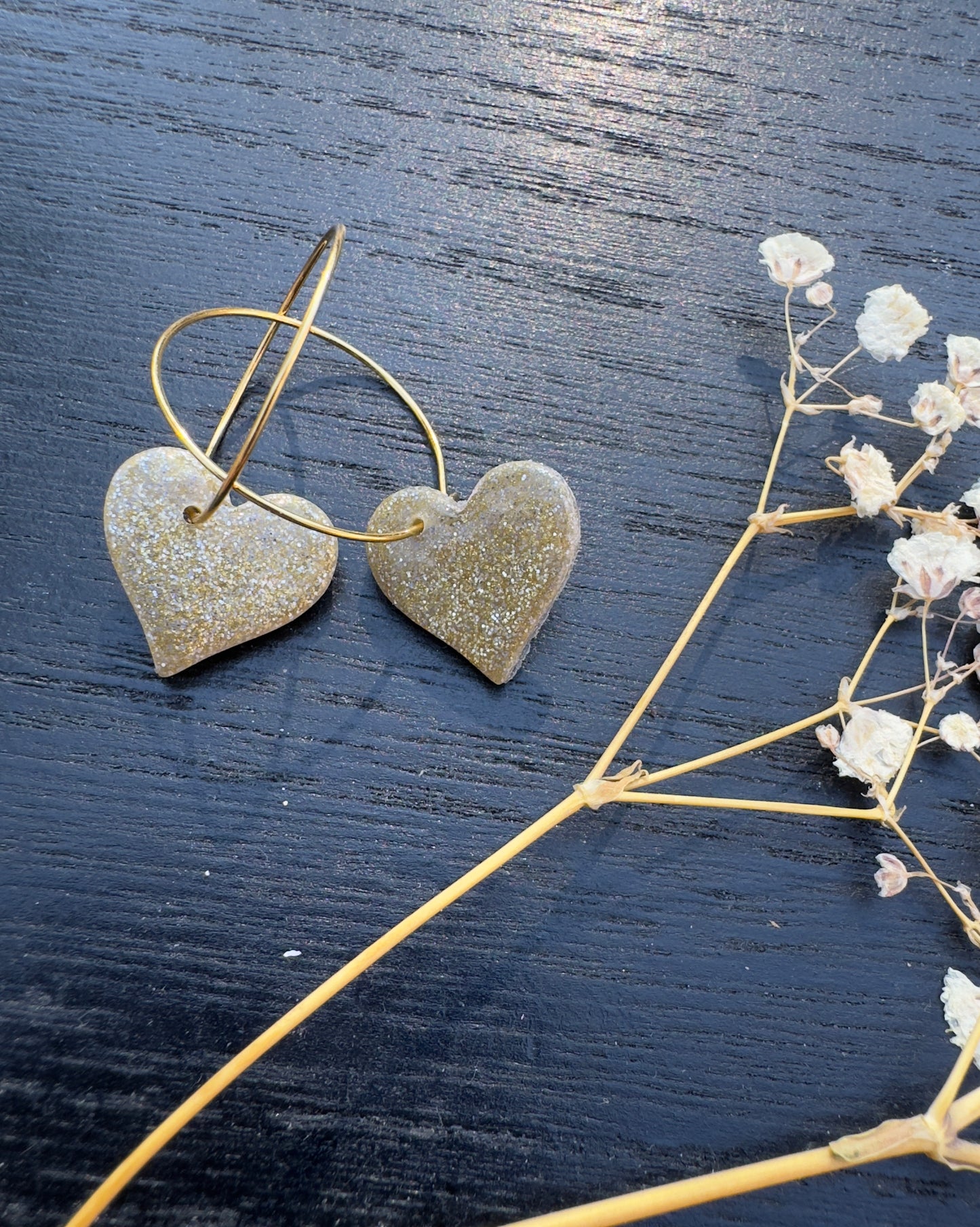 Glitter heart earring with gold hoop